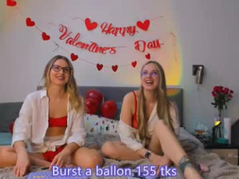 f1oraa webcam model stream image
