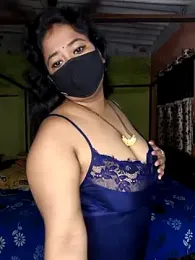 Smile-quien webcam model stream image