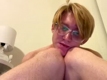 cutie_kyky webcam model stream image