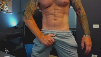 AronGrant webcam model stream image