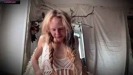 _Phantom_thread_ webcam stripchat model stream image