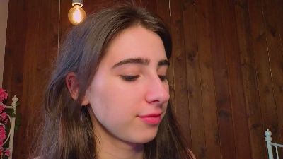 AlbertaHayley webcam model stream image