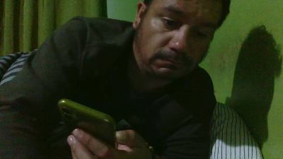 alexzavallam webcam model stream image