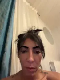 Yasmiinee webcam model stream image