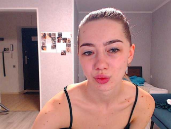 viena928502 webcam model stream image