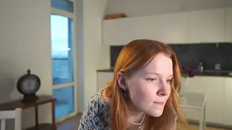 MollyBushh webcam model stream image
