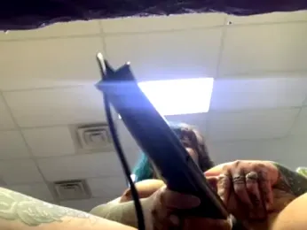 evacheers webcam model stream image