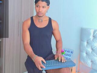 Cassian Gold webcam model stream image