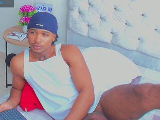 Cassian Gold webcam model stream image