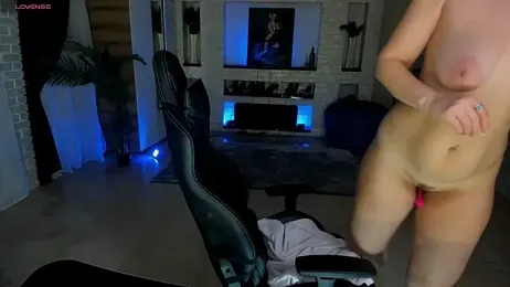 KittiLiza webcam model stream image
