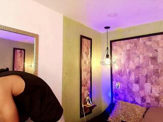 Victory Casuss webcam model stream image