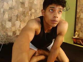 Victory Casuss webcam model stream image