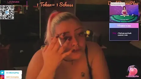 DarkBunnyPlay webcam model stream image