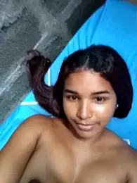 Madeleik webcam stripchat model stream image