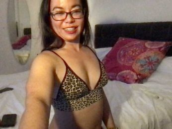 PadThai webcam bongacams model stream image