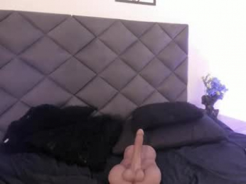 mikaelslow webcam model stream image