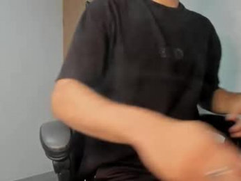 leo_jones389 webcam model stream image