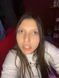 kiramedi webcam model stream image