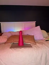 NaughtNat webcam model stream image