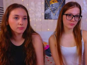 SweetTwins001 webcam bongacams model stream image