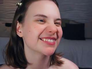 julianahelms webcam model stream image