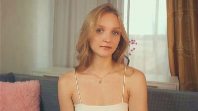 DebRowbottom webcam cam4 model stream image