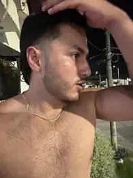 noahstevenss webcam stripchat model stream image