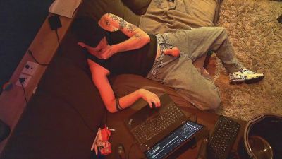 boardshort webcam model stream image