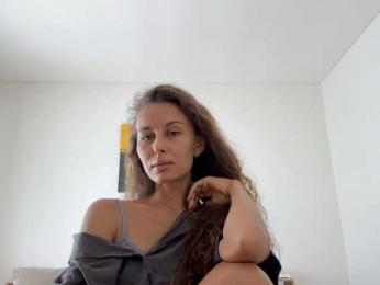 PolinaMayner webcam model stream image