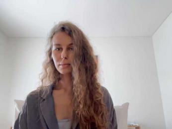 PolinaMayner webcam model stream image