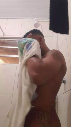 ralph2k22 webcam model stream image