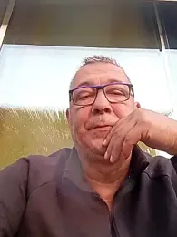 Soloyan webcam model stream image