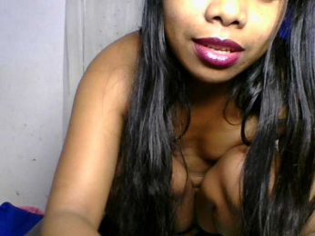 Taniah webcam bongacams model stream image