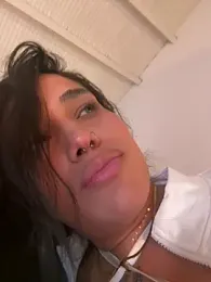 Belle_Noir webcam model stream image