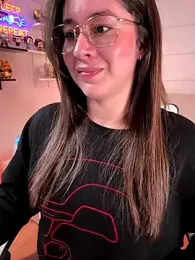 Sharon_07 webcam model stream image