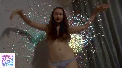 LouveniaBlatz webcam model stream image