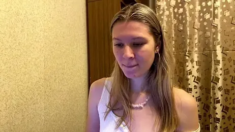 SkyeDavis webcam model stream image