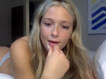 korinaluvv webcam model stream image