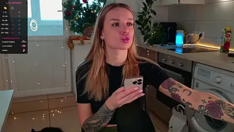 MissLovex webcam model stream image