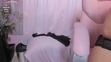 ShanelleDupont_ webcam model stream image