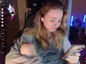 queen_kitty1818 webcam model stream image