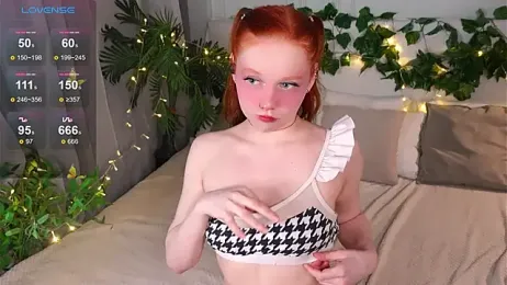 Elfa_Mirielle webcam stripchat model stream image