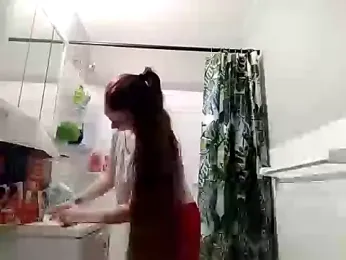 Snowbunnycake_131 stripchat stream image, 22.05.2025 17:10