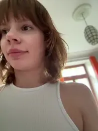 Oopsfoxy stripchat stream image