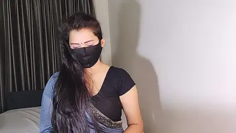 YourLovelyQueen stripchat stream image