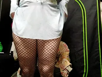 Snowbunnycake_131 stripchat stream image