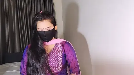 YourLovelyQueen stripchat stream image