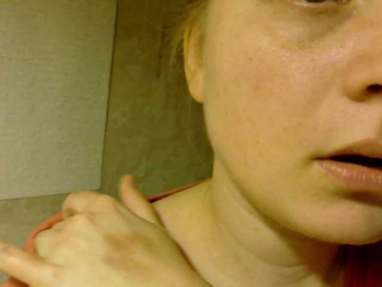 Frummi bongacams stream image