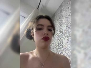 YourLadyyy bongacams stream image