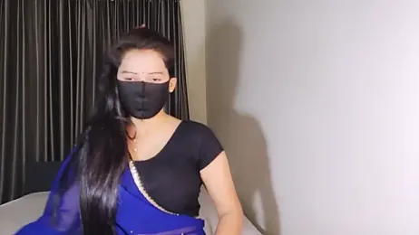 YourLovelyQueen stripchat stream image